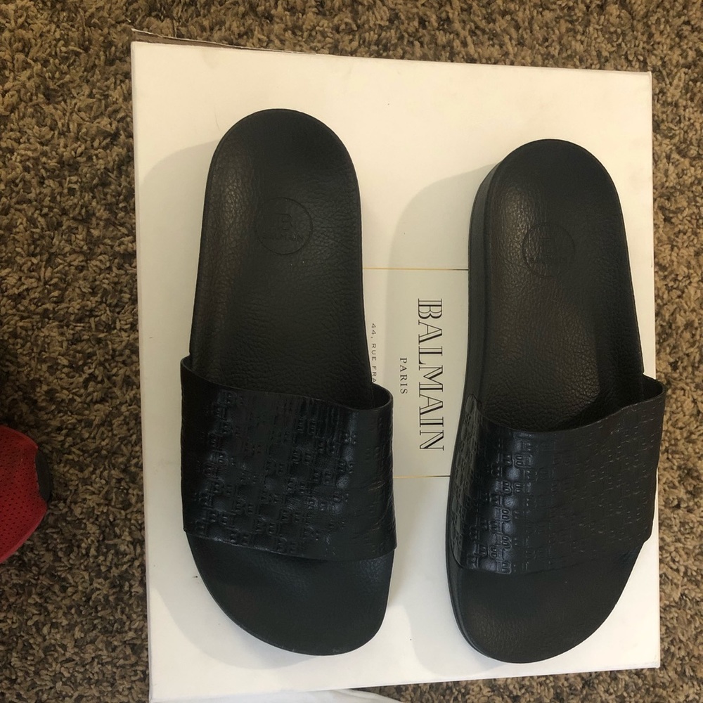 Balmain slides